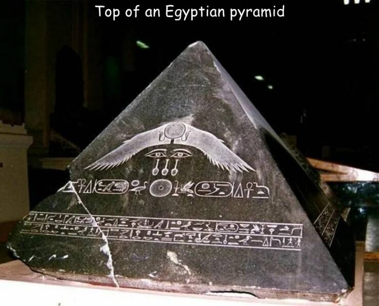 cool random pics - Top of an Egyptian pyramid Jjj Aaoke Thejald Mentors X&CETariA
