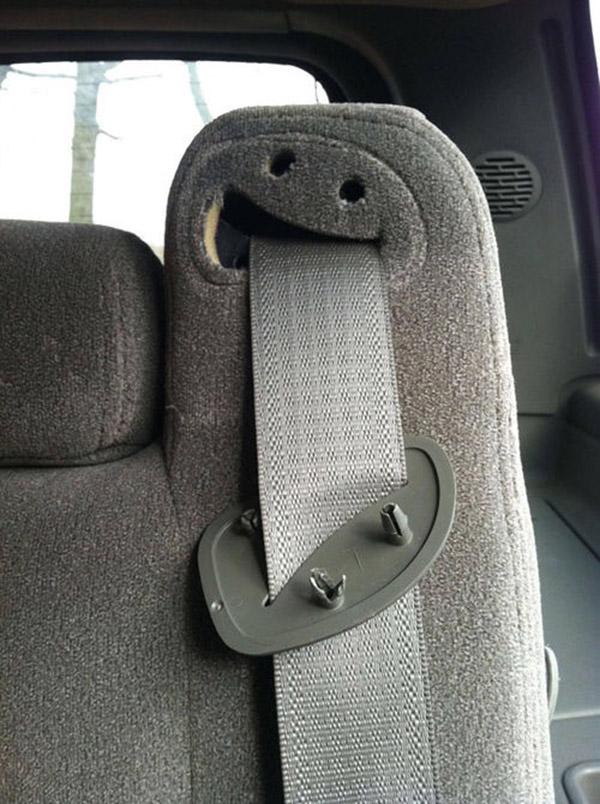 18 Photos Of Inanimate Objects That Appear To Be Very Happy!