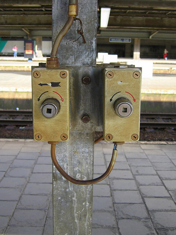 18 Photos Of Inanimate Objects That Appear To Be Very Happy!