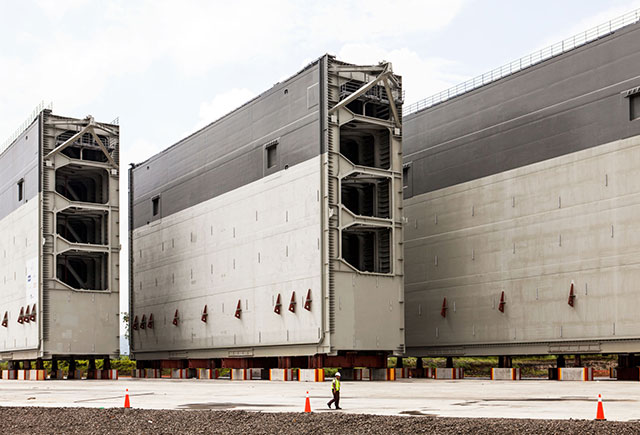 Massive Doors For The Expanded Panama Canal