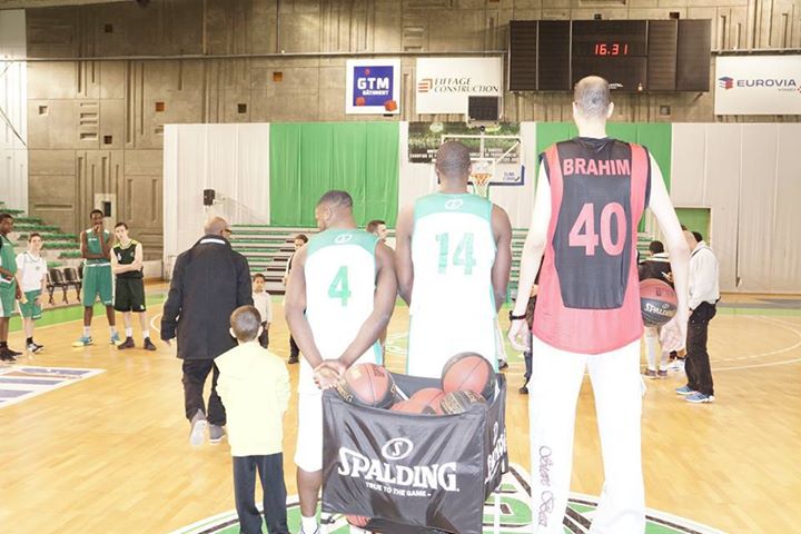 The Dude Wearing #14 Jersey is 7’2″