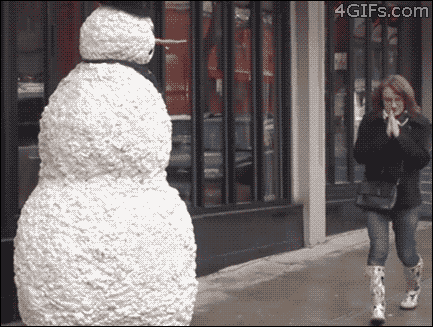 28 Random Gifs For Your Viewing Pleasure