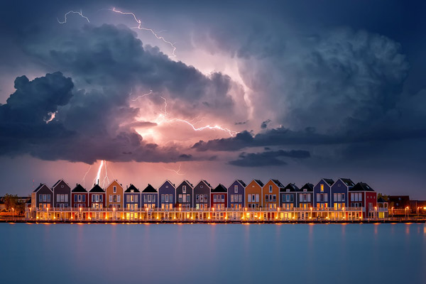 lightning thunderclouds