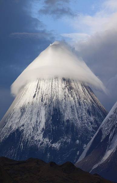 lenticular clouds