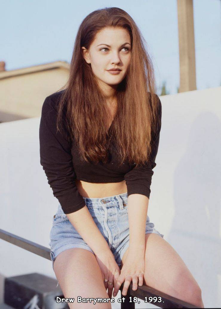 drew barrymore photoshoot 90s - Drew Barrymore at 18, 1993.