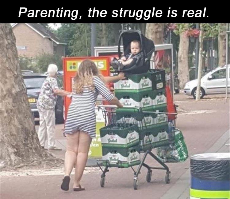 Parenting, the struggle is real. S den natske