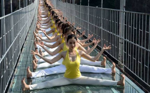 yoga chinese glass bridge