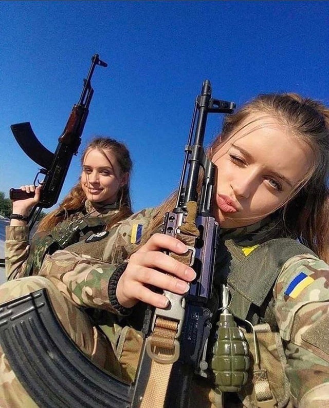 ukrainian military girl