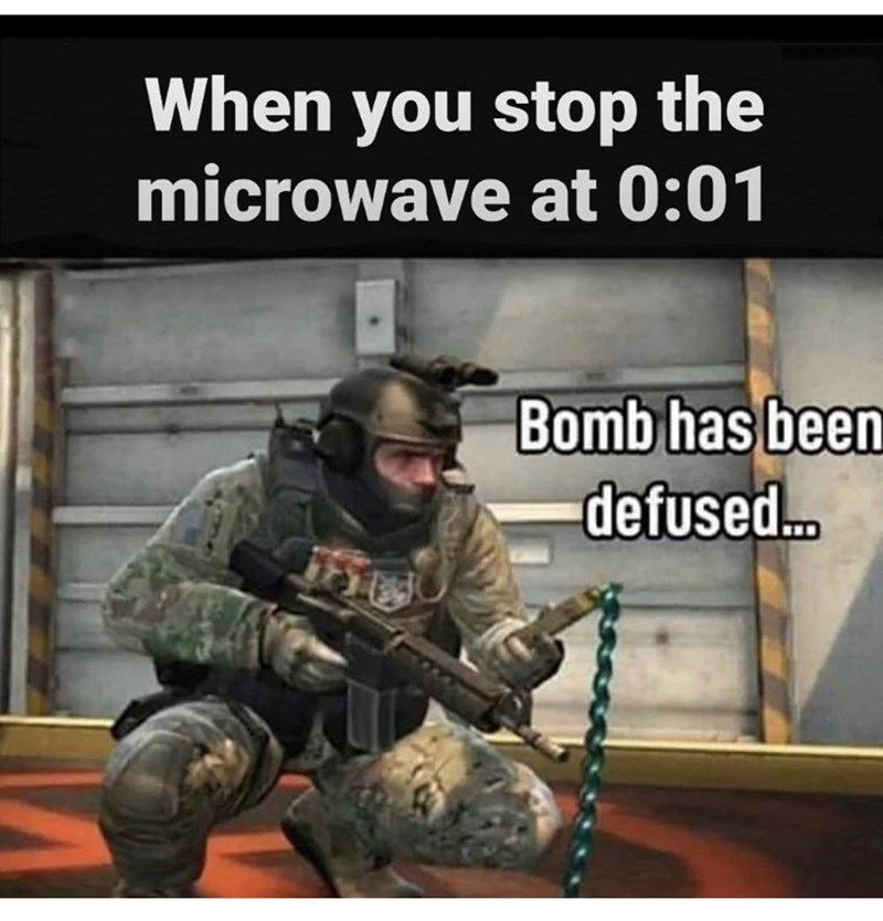 funny pictures -  counter terrorists win - When you stop the microwave at Bomb has been defused.