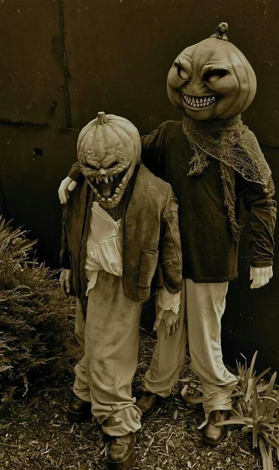 creepy old halloween costumes