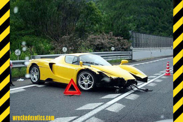 Supercar Crashes...