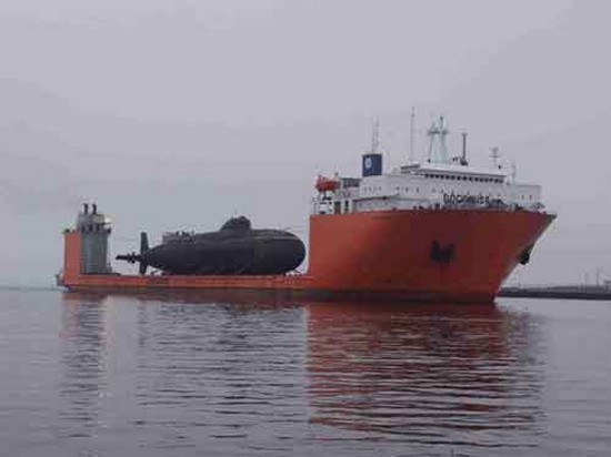 Nuclear submarine transported by ship