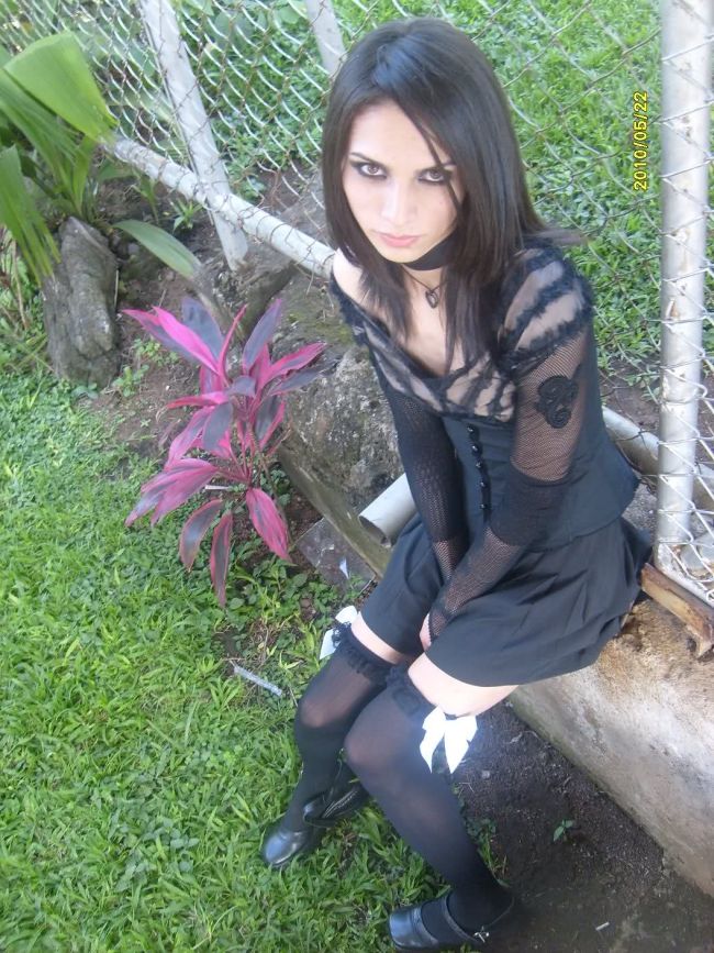 Transvestite social network
