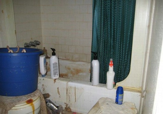 Most Disgusting Apartment Ever