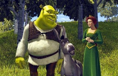 Not So Scottish ShrekMike Myers, who voiced Shrek, originally did his voice with no accent. After watching it, he decided it didn't fit and rerecorded the whole dialog in a Scottish accent similar to one his mother used to tell him bedtime stories as a child.