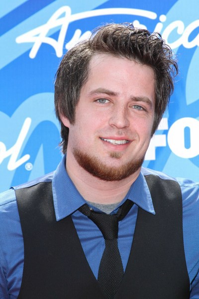 Season 9Known as the quiet "Idol", Lee DeWyze won the 2010 competition. Never falling in the bottom three throughout his run on the show, DeWyze came down to the wire with Crystal Bowersox before taking it all. After the show ended, DeWyze released a cover of U2's "Beautiful Day." Since then, he has parted ways with 19 EntertainmentSony Music and signed with a new label, DeWyze released "Frames" and penned a song that was used on "The Walking Dead". The "Walking Dead" tune called "Blackbird Song" was a hit on Spotify.