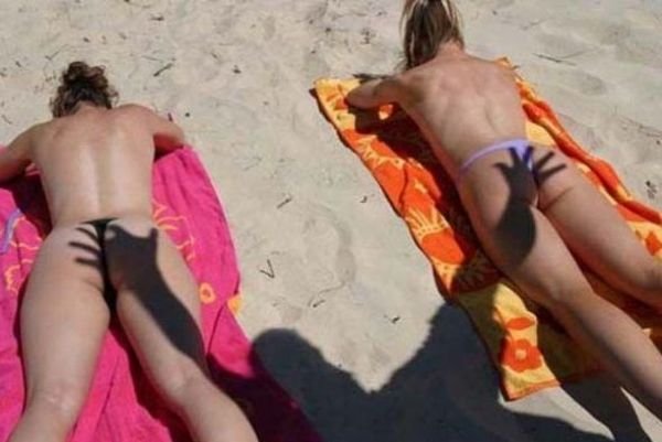 14 Creepy Weirdos Spotted At The Beach