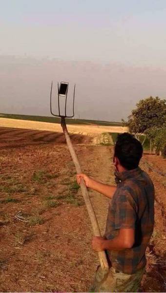 improvised selfie stick