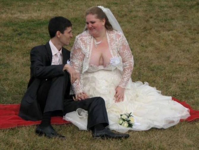 Awkward Wedding Moments That Will Make You Cringe