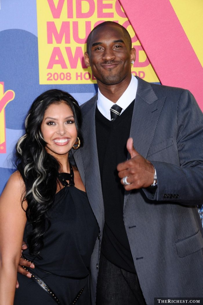 Kobe Bryant: As a 21-year-old in the NBA, he pretty much had his pick of any woman, but his heart was set on one girl in particular, 17-year-old Vanessa Cornejo.  Cornejo was a high school senior at the time and Bryant quickly won her over after picking her up from school in one of his flashy, expensive cars. The basketball payer proposed after just six months of dating, and although they’ve had a few bumps in the road including a divorce filing, they’ve managed to work things out and stay together for 14 years.