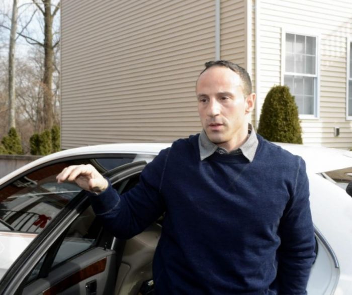 Lillo Brancato Jr. - You may remember Lillo Brancato, Jr. as Calogero Anello in the 1993 Roberto De Niro film A Bronx Tale. He also appeared on The Sopranos in 2005, but even the hit HBO show couldn’t deter him from a life of crime. In June of that year, Brancato was arrested in New York and charged with seventh-degree misdemeanor criminal possession of heroin.
In December of that same year, Brancato was arrested again in NYC on suspicion of murdering an off-duty police officer. Steven Armento, the father of Brancato’s girlfriend, was also arrested and convicted of first-degree murder. Brancato, on the other hand, was arraigned for second-degree murder in 2008. He was later found not guilty of murder, but guilty of first-degree attempted burglary. He was sentenced to 10 years in prison, and was released on parole in December 2013. Let’s hope he can stay out of trouble.
