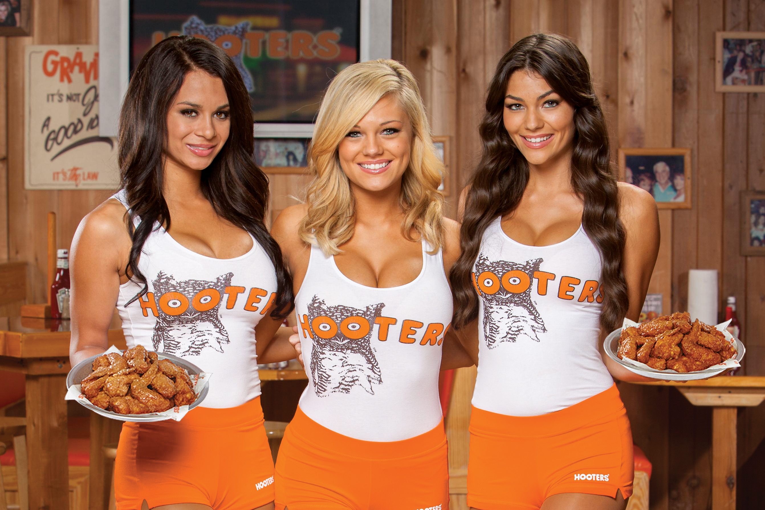 hooters bar - Cooter Ter Hooth