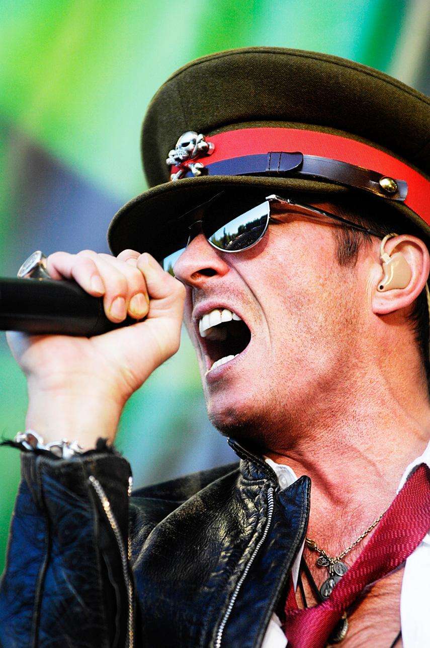December 3, 2015: Scott Weiland, singer of both the Stone Temple Pilots and Velvet Revolver, passed away in his sleep on tour. No immediate cause of death was given, but Weiland's past history of drug use is suspected. Weiland was on tour with his band the Wildabouts in Bloomington, Minnesota. His body was discovered just before he was scheduled to go on stage and perform.