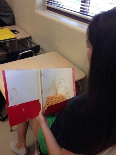 teacher thinks you re studying but really you re eating spaghetti