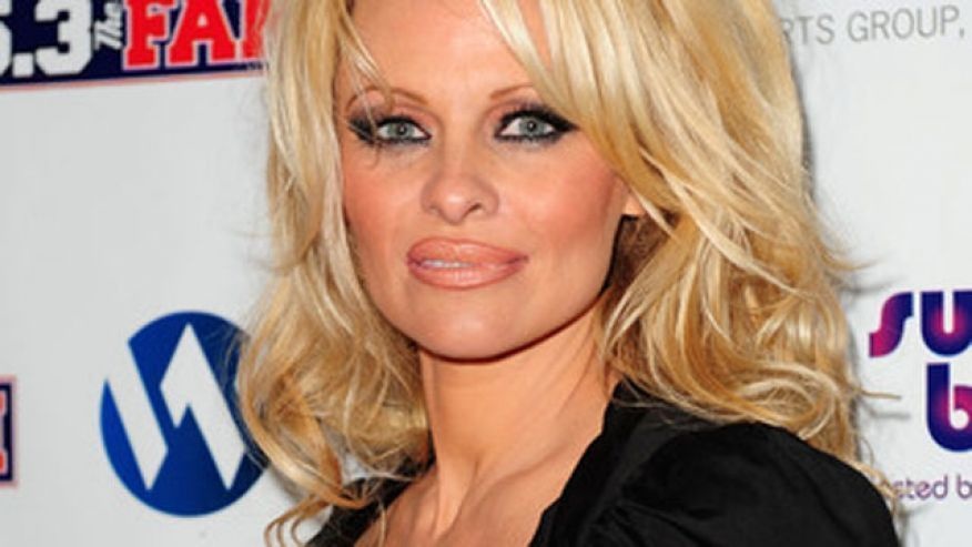 Pamela Anderson is anxious of looking in mirrors.