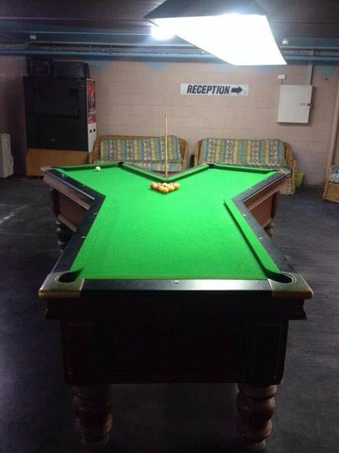 Next-level pool table