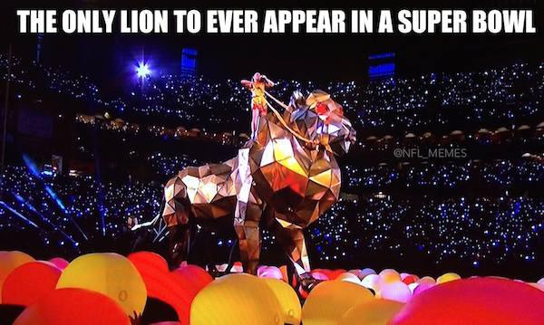 katy perry lion super bowl detroit lions - The Only Lion To Ever Appear In A Super Bowl Memes