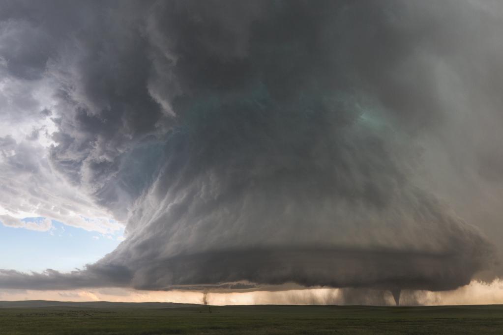 Supercell spawns 2 tornados in Simla, Colorado.