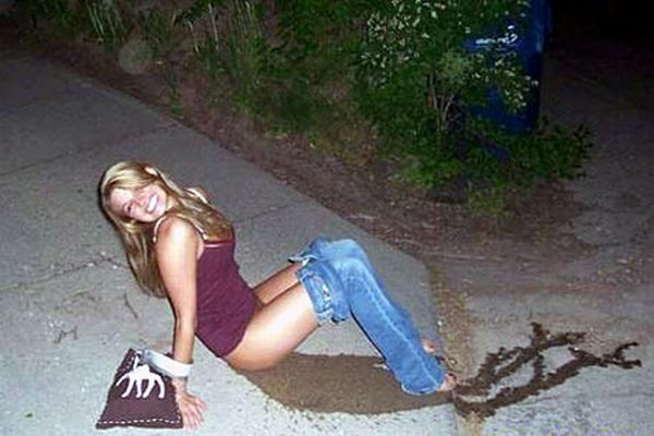 CRAZY DRUNK BITCHES!