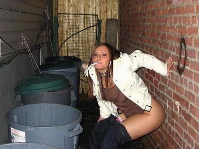 CRAZY DRUNK BITCHES!