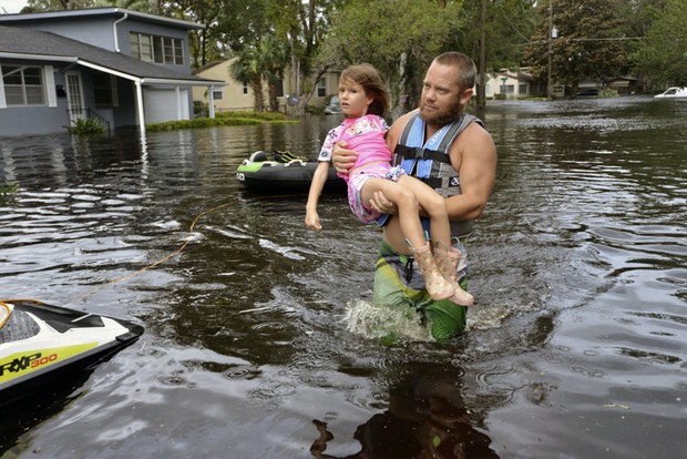 18 Pictures of Hurricane Irma's Aftermath