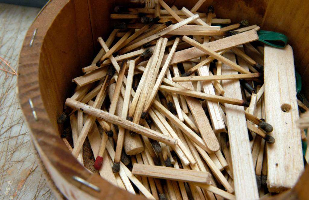 Farmer match: A wooden match than can be struck on any surface. Mainly in the upper Midwest, Great Lakes region, New York, West Virginia.