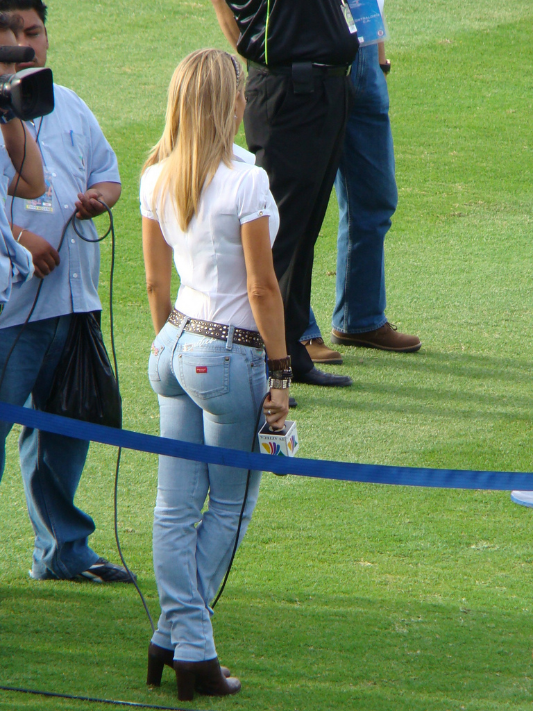 Women In Tight Jeans