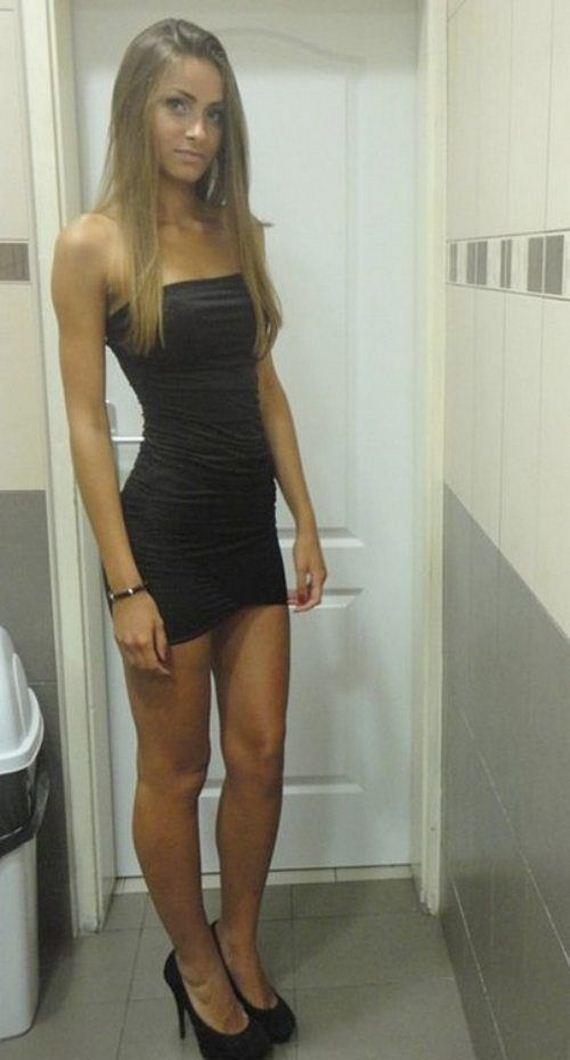 Girls In Tight Dresses Adult Pic Hq