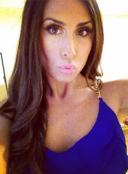 New Queen Of Duckface!