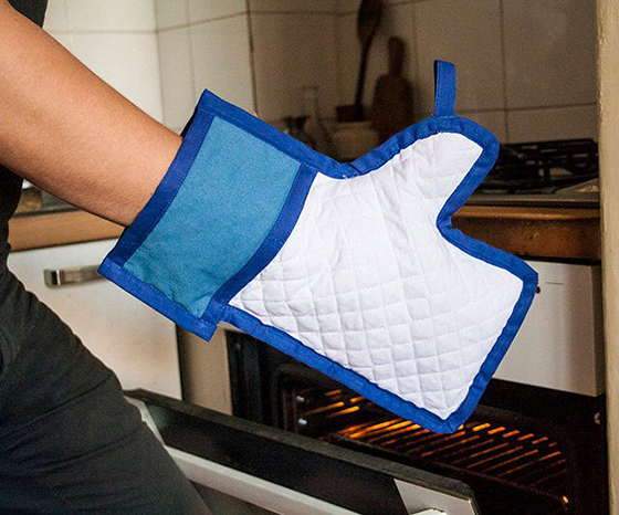 Facebook Like Kitchen Glove