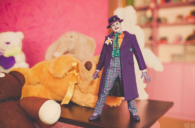 Recreated Scenes Of Iconic Hollywood Characters With Toys