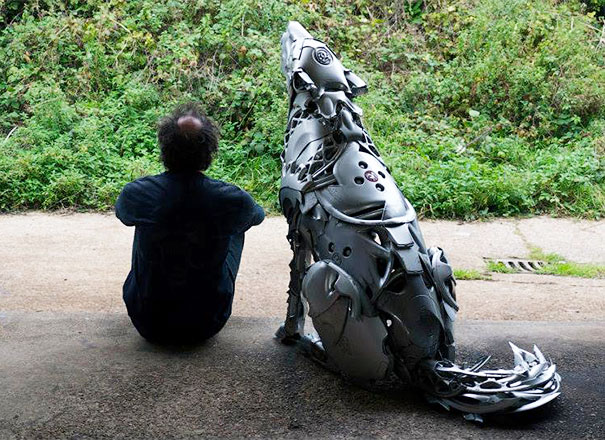 Awesome Animal Sculptures Made From Old Hubcaps