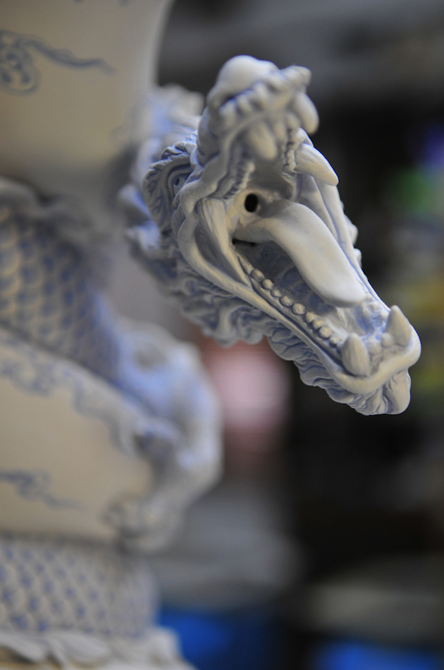 Sculptor Turns Vase Into A Dragon Sculpture