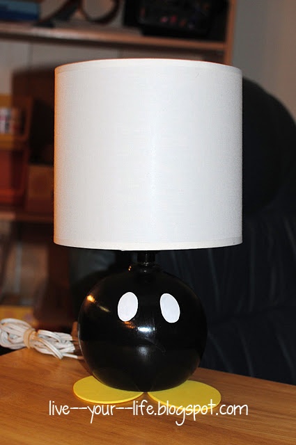 Bomb lamp