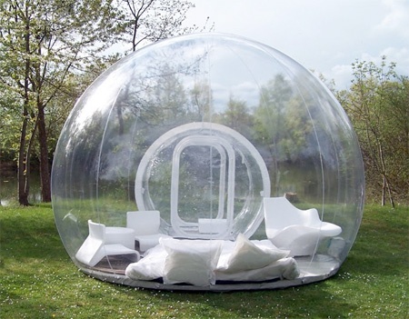 Inflatable tent... Imagine this in the rain!
