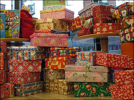 Doromania - An obsession with giving gifts, which really makes the illness sound less like a horrible disorder and more like a characteristic of a wonderful friend or a favorite aunt. This is assuming, of course, that your favorite doromaniac actually gives good gifts, and not just random items from the dollar store or cans of cat food wrapped up with a bow.