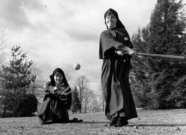 cool nun nun playing