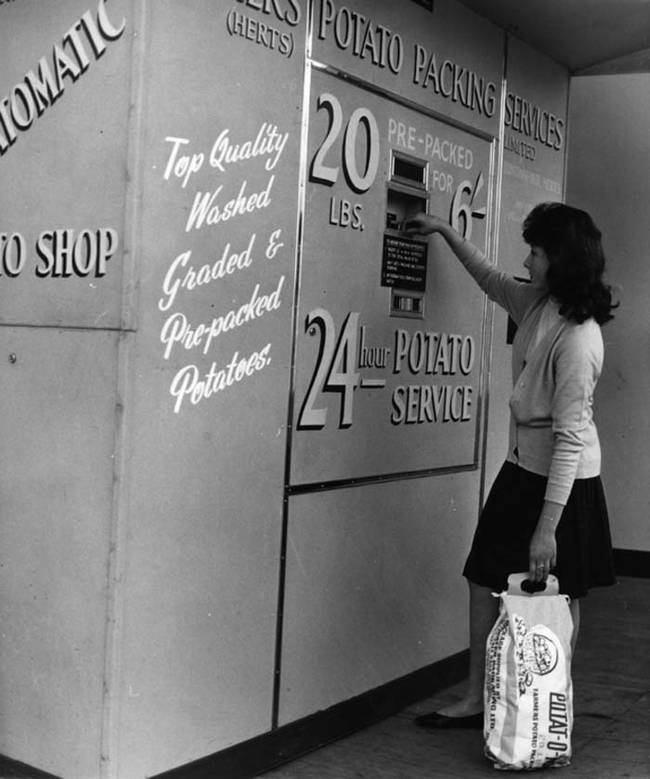 21 Weird Vintage Vending Machines That You Never Knew Existed...