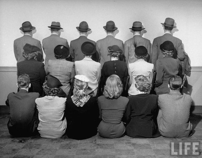 Macy's hired in-store detectives to prevent crime. In 1948, they posed for this picture, but preferred to keep their identities secret.