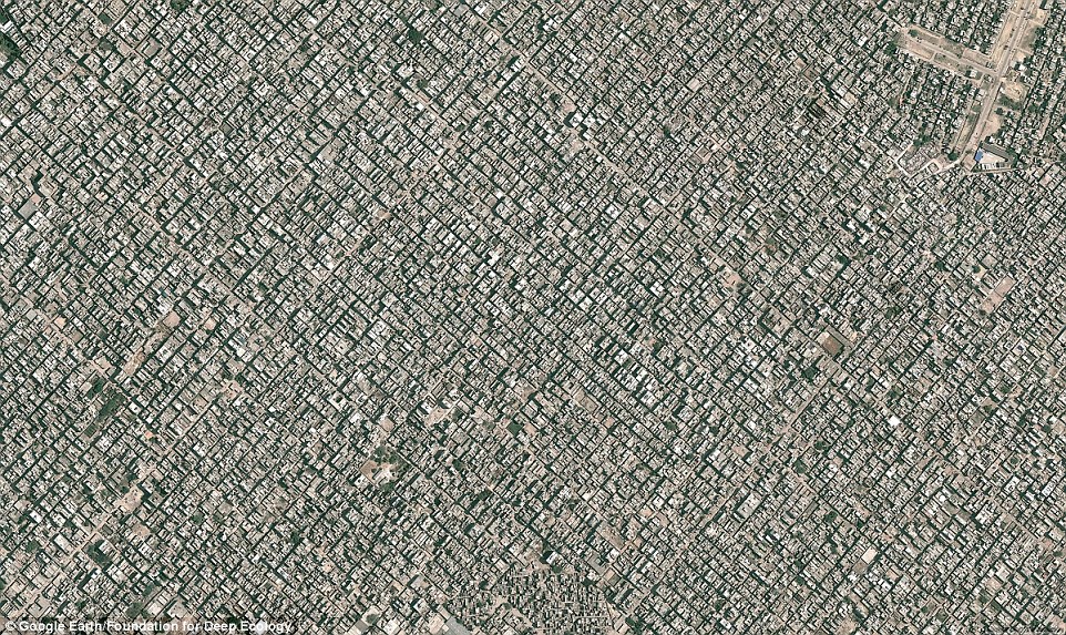 Aerial view of New Delhi, India, population 22 million, density 30,000 per square mile.